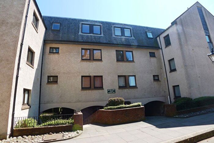 1 Bedroom Flat To Rent In Muttoes Court, St Andrews, KY16