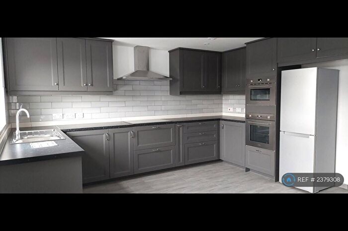 6 Bedroom Detached House To Rent In Qualitas, Bracknell, RG12