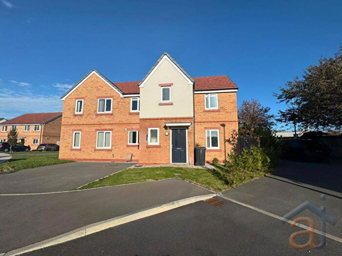 3 Bedroom Semi-Detached House For Sale In Craven Close, Kew, Southport, PR8