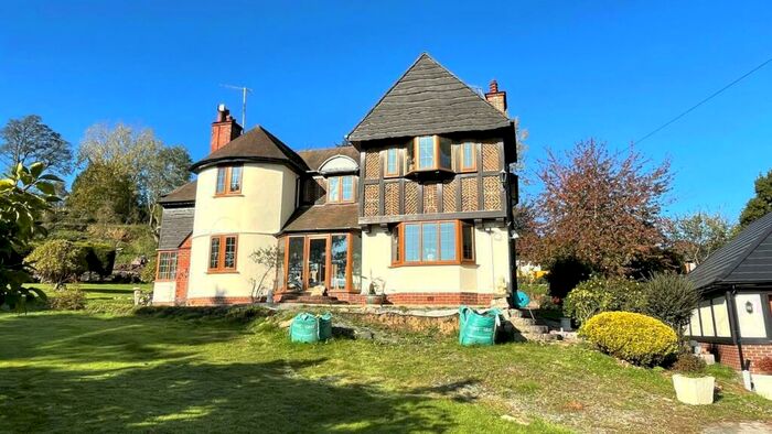 4 Bedroom Detached House For Sale In St. Hilarys Road, Llandudno, LL30