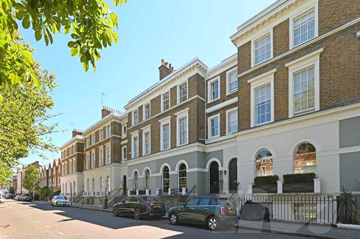 1 Bedroom Flat To Rent In St James' Gardens, Holland Park, W11