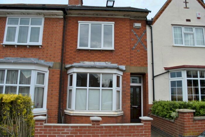 2 Bedroom Terraced House To Rent In Stoughton Road, Oadby, LE2