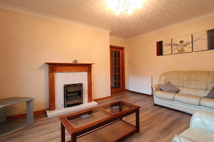 2 Bedroom Flat To Rent In Beattie Avenue, First Floor, AB25