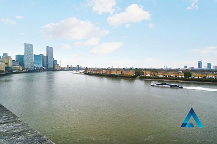 2 Bedroom Property To Rent In Victoria Wharf Narrow Street, Limehouse, E14
