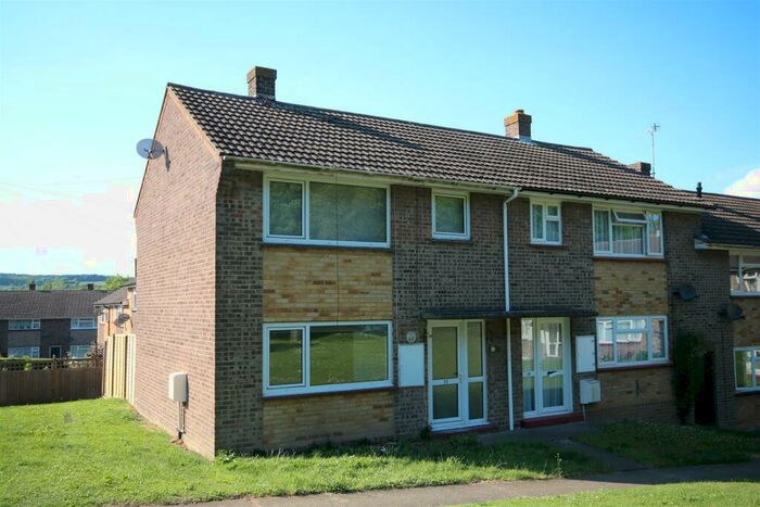 2 Bedroom End Of Terrace House For Sale In Rentain Road, Chartham, Canterbury, CT4
