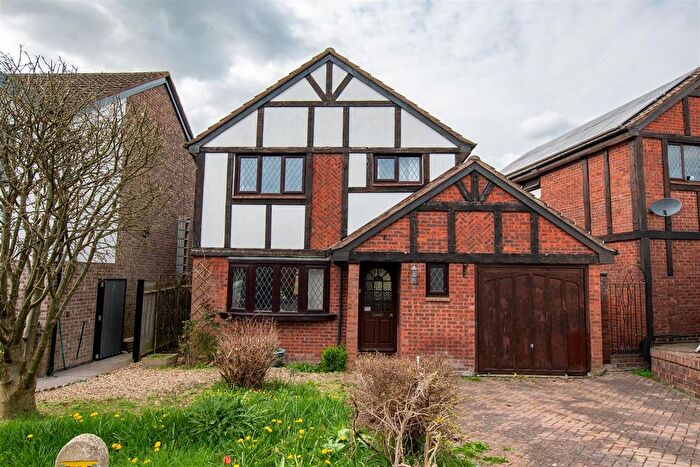 4 Bedroom Detached House For Sale In Ludlow Close, Willsbridge, Bristol, BS30