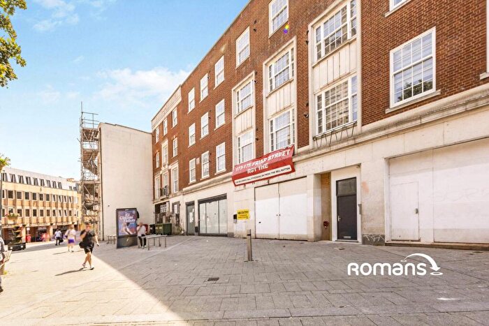 1 Bedroom Flat To Rent In Friar Street, Reading, Berkshire, RG1