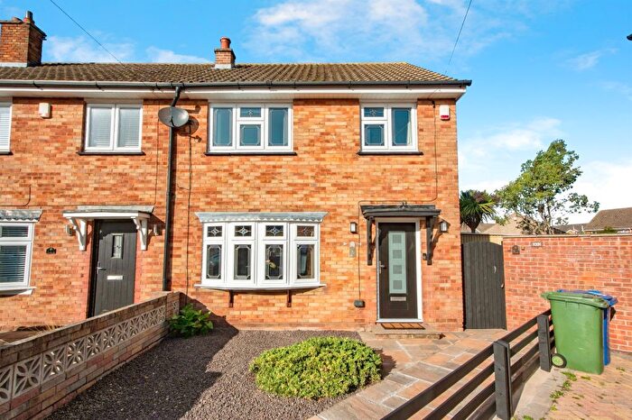 3 Bedroom End Terrace House For Sale In Semper Road, Grays, RM16