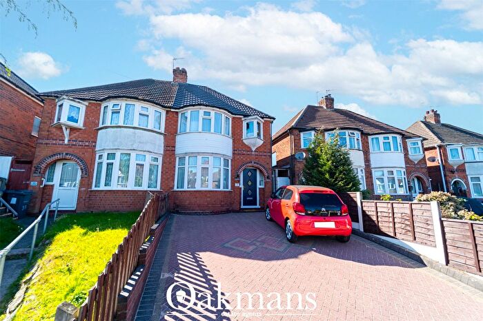 3 Bedroom Semi-detached House For Sale In Ryde Park Road, Rednal, Birmingham, B45
