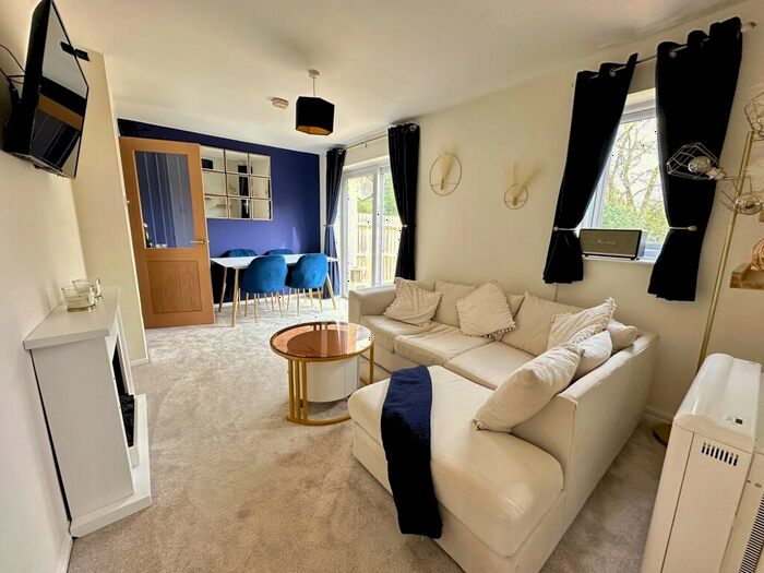 2 Bedroom Terraced House To Rent In The Camellias, Banbury, OX16