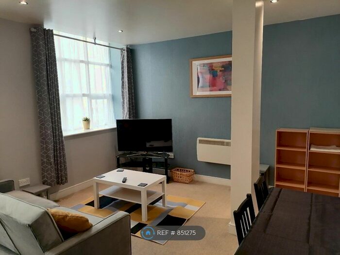 1 Bedroom Flat To Rent In Hick Street, Bradford, BD1