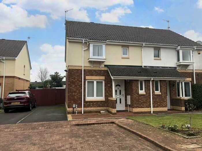 3 Bedroom Semi-Detached House To Rent In Allen Close, Old St. Mellons, Cardiff, CF3