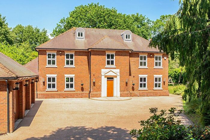 5 Bedroom Detached House For Sale In Brook Lane, Flitton, MK45