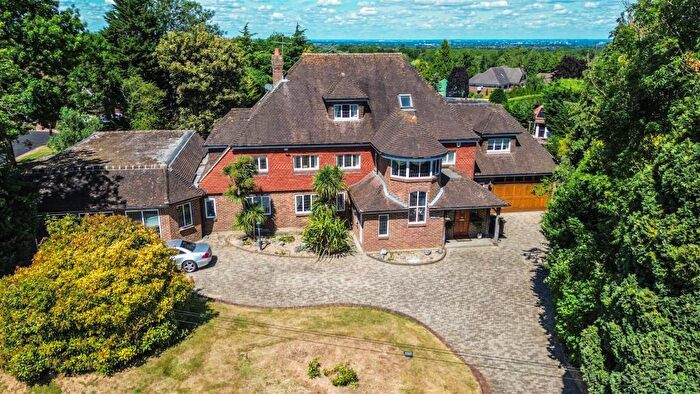 5 Bedroom Detached House For Sale In The Drive, South Cheam, SM2