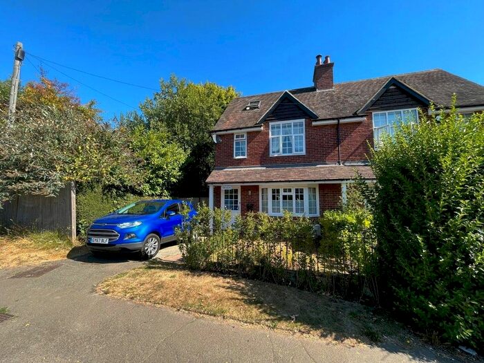 3 Bedroom Country House For Sale In High Street, Ticehurst, East Sussex