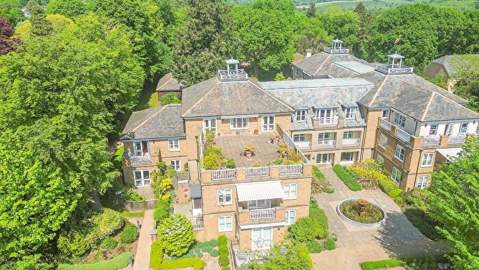 2 Bedroom Retirement Property For Sale In Hett Close, Ardingly, RH17