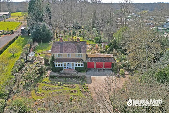 4 Bedroom Detached House For Sale In Carters Hill, Billingbear, Wokingham, RG40