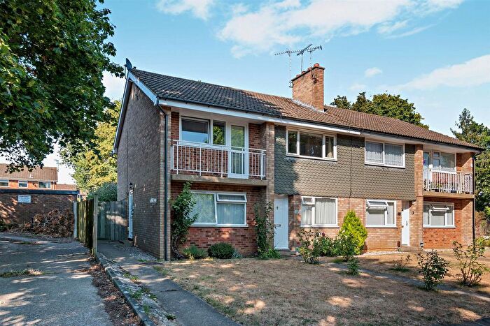 2 Bedroom Maisonette For Sale In Northfleet Close, Maidstone, ME14