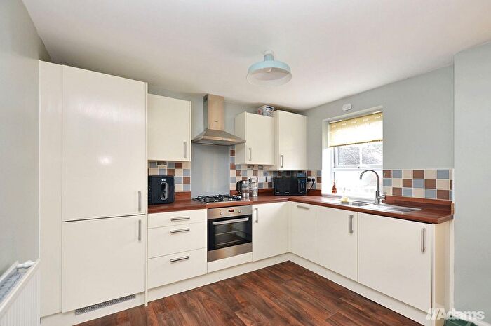 3 Bedroom Mews For Sale In Wisbech Close, Runcorn, WA7