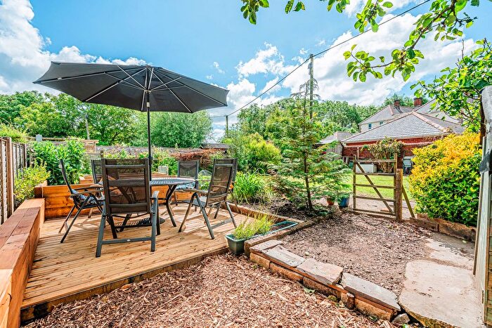 3 Bedroom End Of Terrace House For Sale In Holywell, Dorchester, DT2