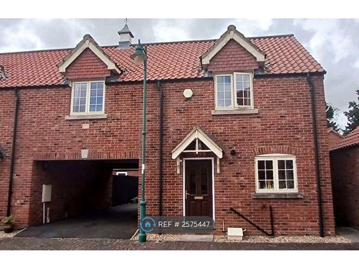 3 Bedroom End Of Terrace House To Rent In King Henry Chase, Peterborough, PE3