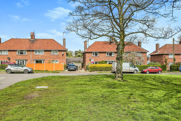 3 Bedroom Semi-Detached House For Sale In Sun Barn Road, Reepham, Norwich, NR10