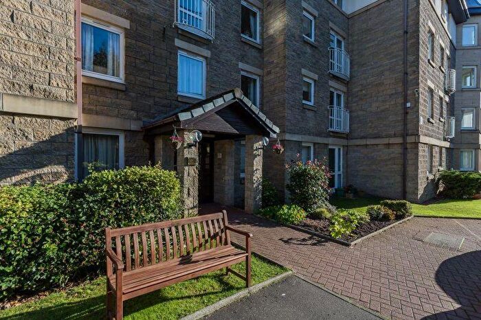 1 Bedroom Apartment For Sale In Kelburne Court, Glasgow Road, Paisley, PA1