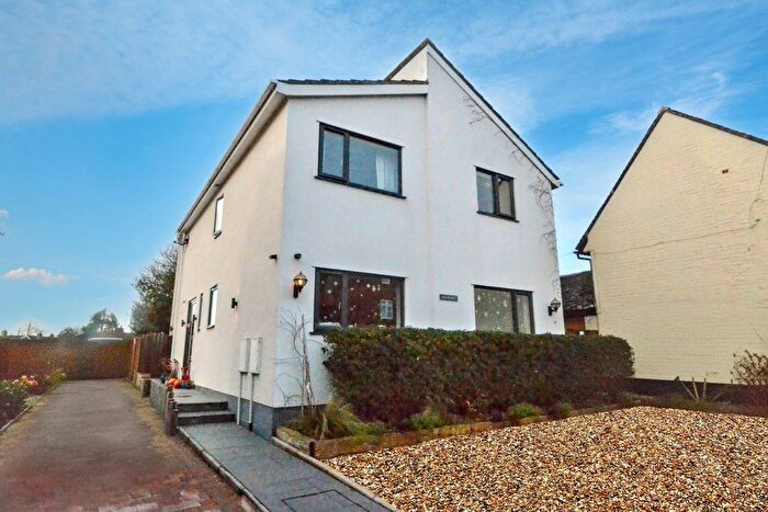 4 Bedroom Detached House For Sale In Boon Street, Eckington, Worcestershire, WR10