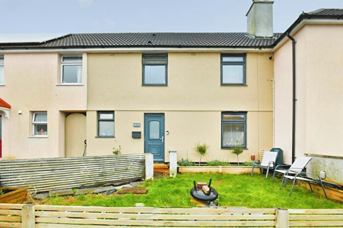 3 Bedroom Terraced House For Sale In Holmes Avenue, Plymouth, PL3