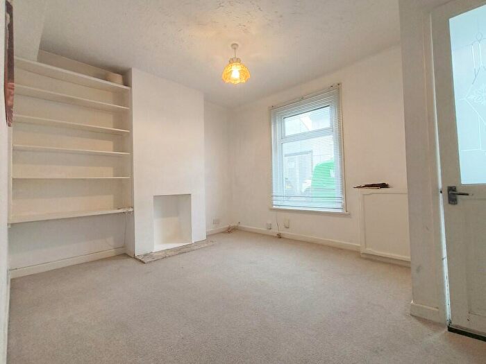 2 Bedroom House To Rent In Norland Road, Southsea, PO4