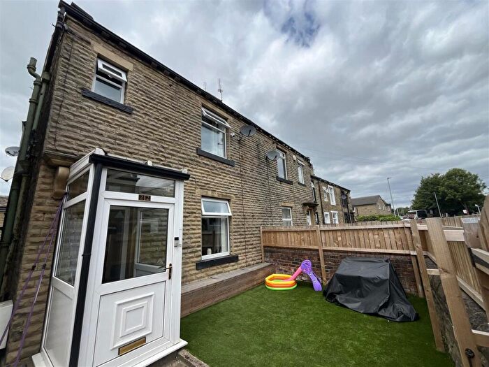 2 Bedroom Terraced House For Sale In Town Gate, Wyke, Bradford, BD12
