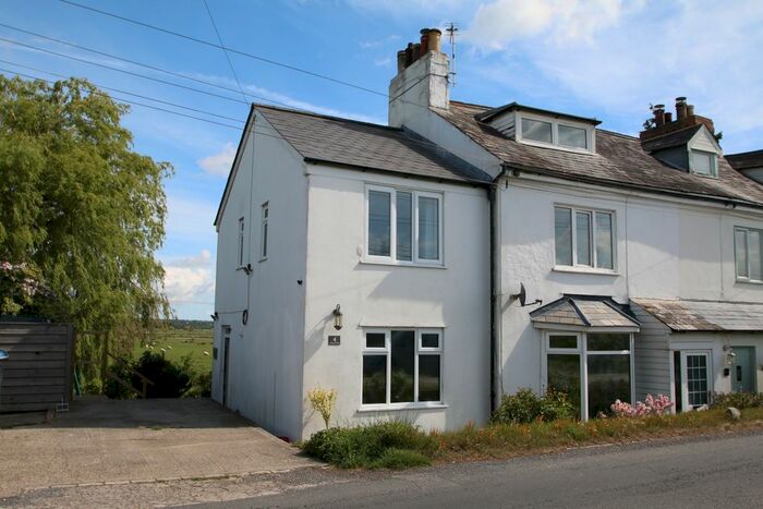 4 Bedroom End Of Terrace House For Sale In Station Road, Appledore, Ashford, TN26