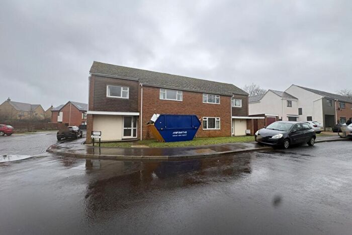 4 Bedroom Semi Detached House For Sale In Davies Road, Moreton-in-Marsh, Gloucestershire, GL56