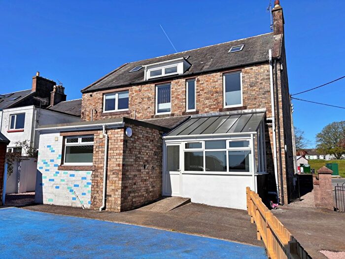 3 Bedroom Flat For Sale In Queen Street, Castle Douglas, DG7