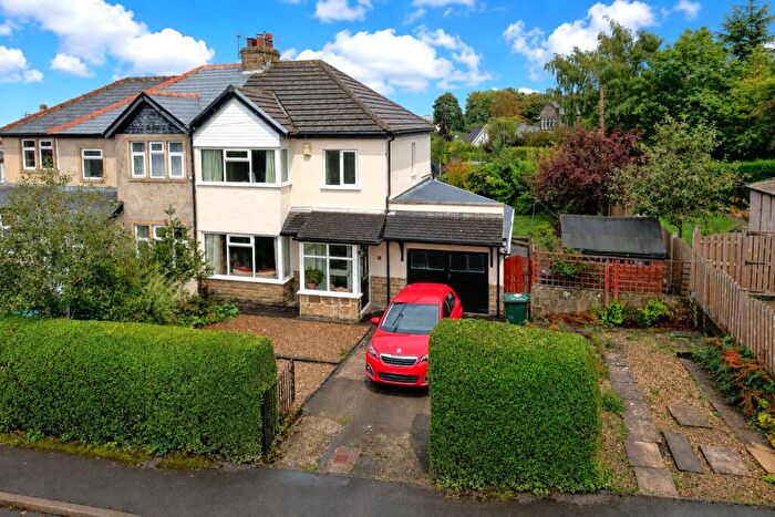 3 Bedroom Semi Detached House For Sale In Strathmore Drive, Baildon, Shipley, West Yorkshire, BD17