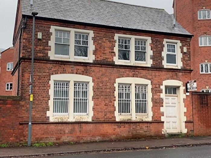 2 Bedroom Semi Detached House To Rent In St. Vincent Street, Birmingham, B16