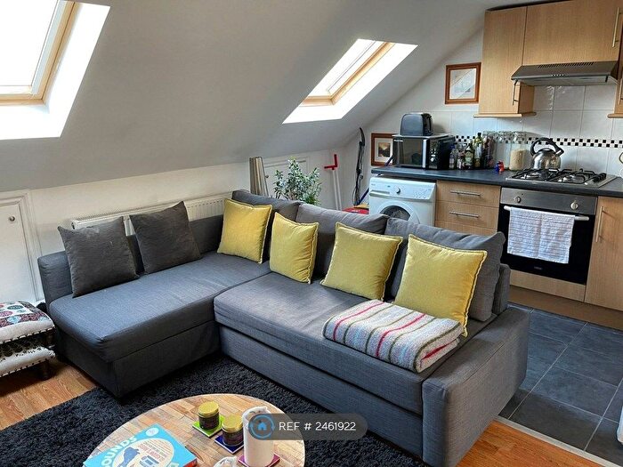 1 Bedroom Flat To Rent In Leyton, London, E10