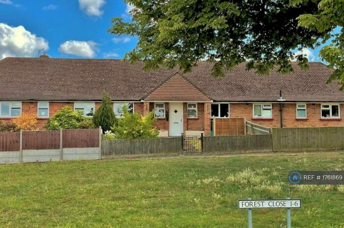 2 Bedroom Bungalow To Rent In Forest Close, Princes Risborough, HP27