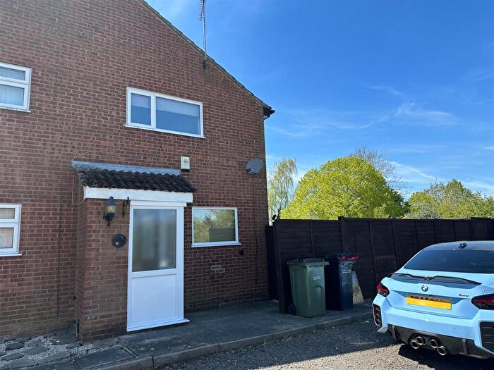 1 Bedroom End Of Terrace House For Sale In Acorn Way, Wigston, LE18