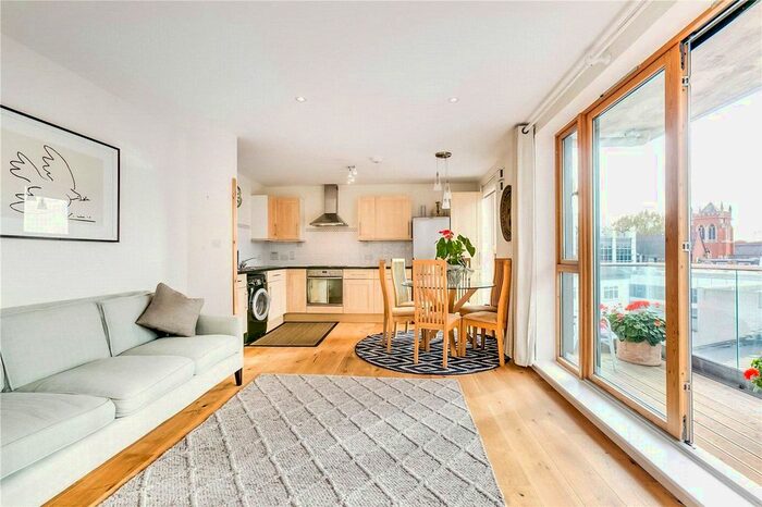 1 Bedroom Flat To Rent In Randall Court, Dairy Close, London, SW6