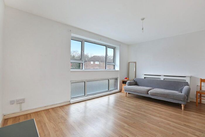2 Bedroom Property For Sale In Ewart Road, London, SE23