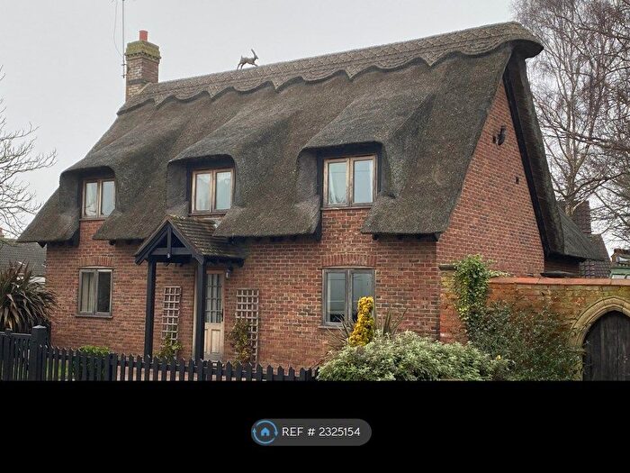 3 Bedroom Detached House To Rent In Roman Bank, Spalding, PE12