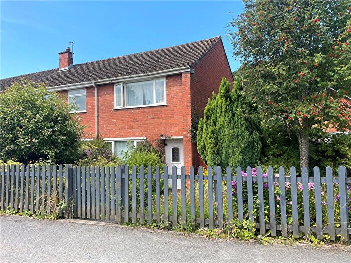 2 Bedroom End Of Terrace House To Rent In Tre Garth, Machynlleth, Powys, SY20