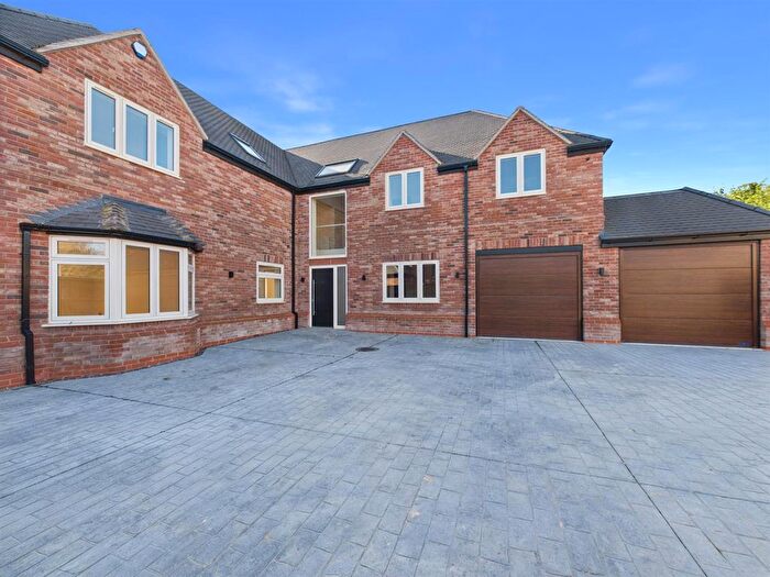 5 Bedroom Property To Rent In Westwood Heath Road, Coventry, CV4