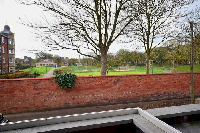 1 Bedroom Apartment To Rent In St Andrews Road North, Lytham St. Annes, FY8