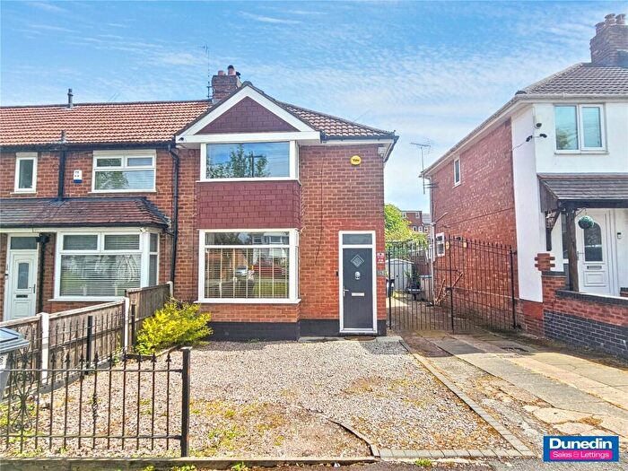 2 Bedroom End Of Terrace House For Sale In Groveley Lane, Longbridge, Birmingham, B31