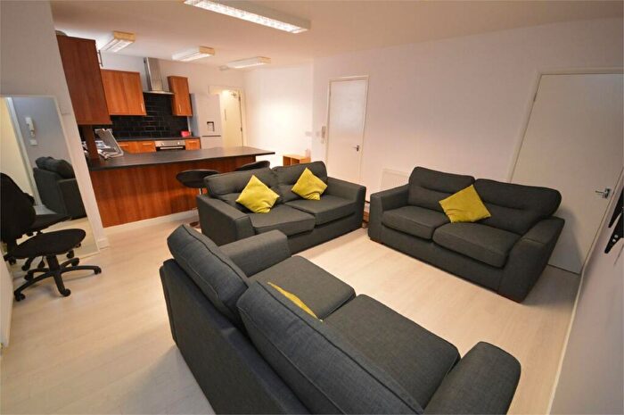 4 Bedroom Apartment To Rent In Norfolk Street, Sunderland, SR1
