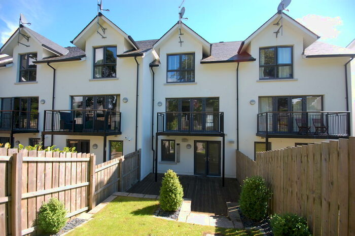 4 Bedroom Terraced House To Rent In Oakhill Grange, West End, Aberdeen, AB15