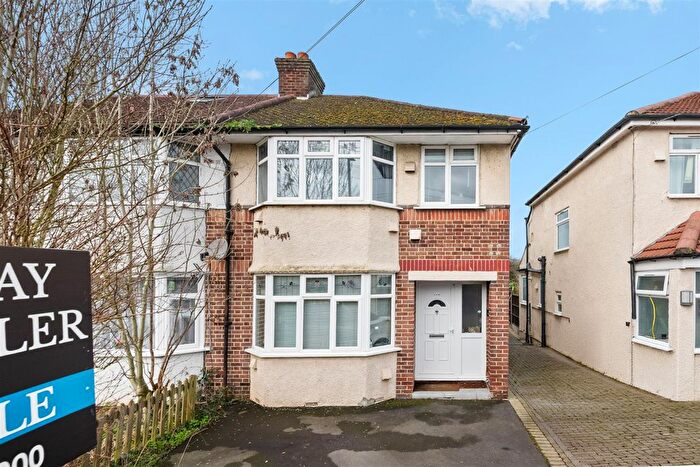 3 Bedroom Semi Detached House For Sale In Islip Manor Road, Northolt, UB5