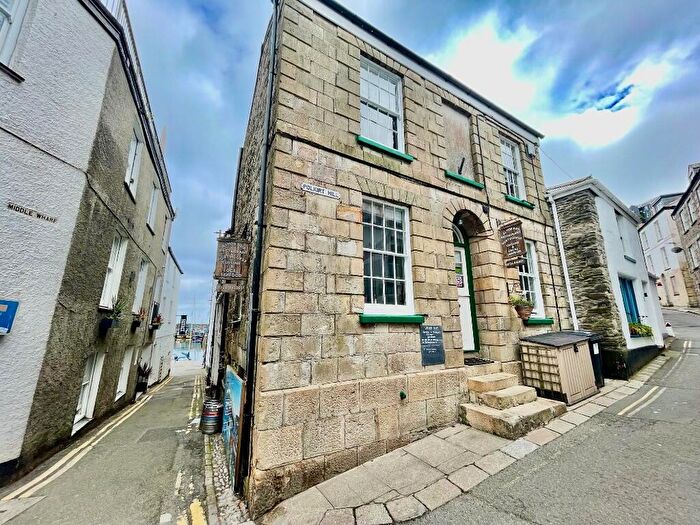 2 Bedroom Detached House For Sale In Restaurant Polkirt Hill, PL26